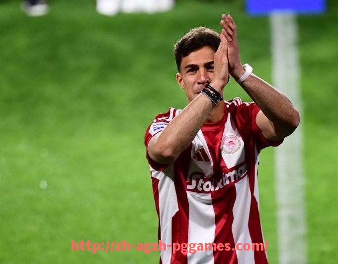 PG模拟器官方网站-世俱杯比赛节奏分析及其对球队战术调整的影响